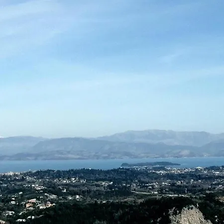 Nikolas View House פלקאס